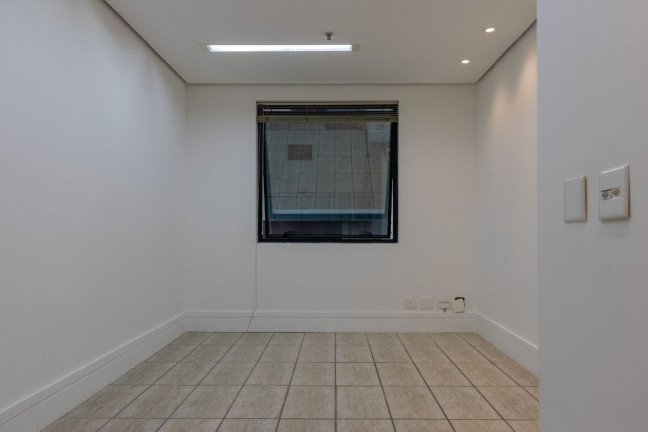 Imagem Sala Comercial à Venda, 21 m² em Vila Nova Conceição - São Paulo Imagem Sala Comercial à Venda, 21 m² em Vila Nova Conceição - São Paulo