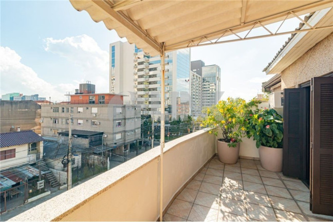 Imagem Imóvel com 2 Quartos à Venda, 127 m² em Santana - Porto Alegre
