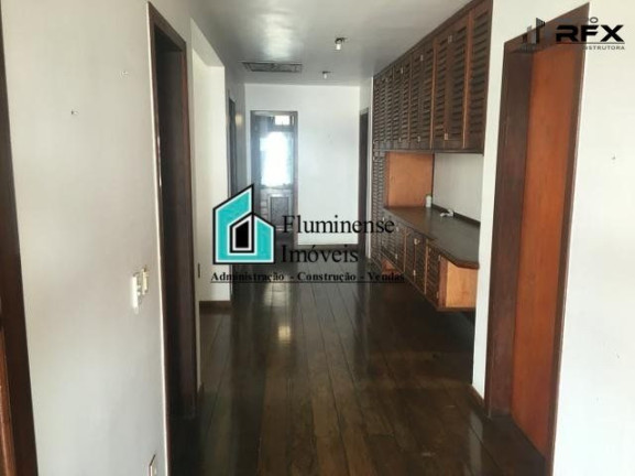 Imagem Casa com 5 Quartos à Venda, 670 m² em São Francisco - Niterói Imagem Casa com 5 Quartos à Venda, 670 m² em São Francisco - Niterói