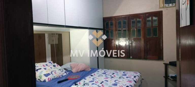 Imagem Casa com 8 Quartos à Venda, 180 m² em Guamá - Belém Imagem Casa com 8 Quartos à Venda, 180 m² em Guamá - Belém