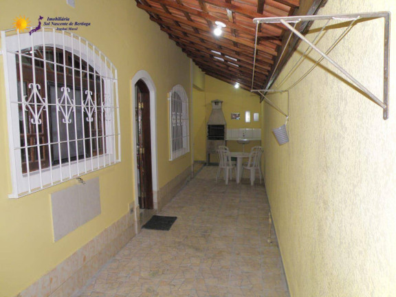 Imagem Casa com 3 Quartos à Venda ou Locação, 168 m² em Indaiá - Bertioga Imagem Casa com 3 Quartos à Venda ou Locação, 168 m² em Indaiá - Bertioga