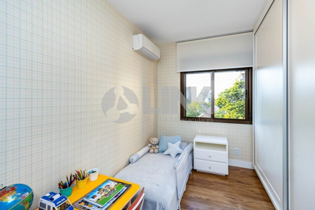 Imagem Apartamento com 3 Quartos à Venda, 162 m² em Moinhos De Vento - Porto Alegre