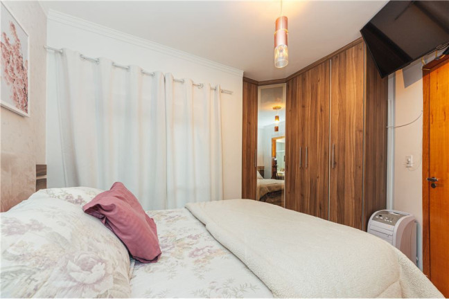Imagem Casa com 3 Quartos à Venda, em Vila Matilde - São Paulo Imagem Casa com 3 Quartos à Venda, em Vila Matilde - São Paulo