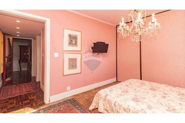 Imagem Apartamento com 3 Quartos à Venda, 111 m² em Moinhos De Vento - Porto Alegre Imagem Apartamento com 3 Quartos à Venda, 111 m² em Moinhos De Vento - Porto Alegre