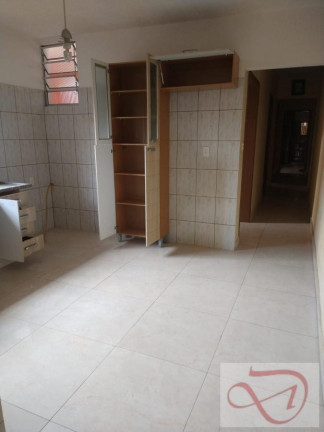 Imagem Casa com 2 Quartos à Venda, 150 m² em Parque Oratório - Santo André