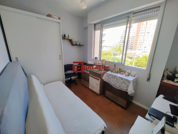 Imagem Apartamento com 2 Quartos à Venda, 93 m² em Centro - Florianópolis Imagem Apartamento com 2 Quartos à Venda, 93 m² em Centro - Florianópolis
