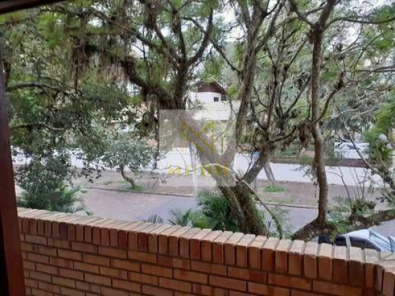 Imagem Casa com 3 Quartos à Venda, 264 m² em Ipanema - Porto Alegre Imagem Casa com 3 Quartos à Venda, 264 m² em Ipanema - Porto Alegre