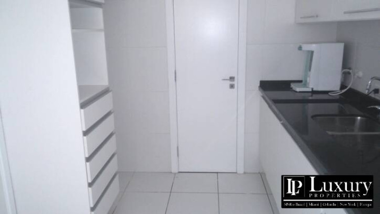 Imagem Casa de Condomínio com 4 Quartos à Venda, 480 m² em Cidade Jardim - São Paulo Imagem Casa de Condomínio com 4 Quartos à Venda, 480 m² em Cidade Jardim - São Paulo