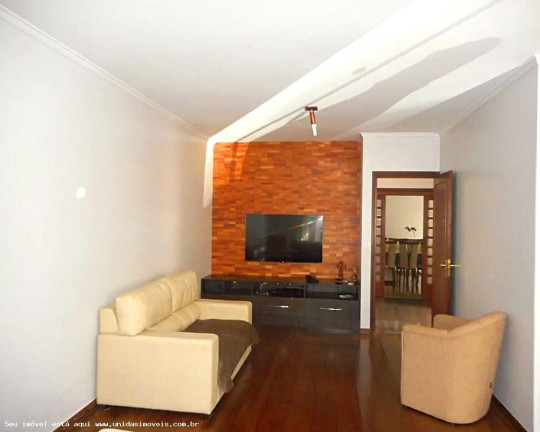 Imagem Casa com 4 Quartos à Venda, 260 m² em Jardim Dos Prados - São Paulo