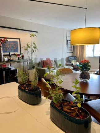 Imagem Apartamento com 2 Quartos à Venda, 74 m² em Moema - São Paulo