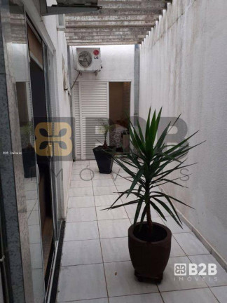 Imagem Casa com 3 Quartos à Venda, 160 m² em Centro - Bauru Imagem Casa com 3 Quartos à Venda, 160 m² em Centro - Bauru