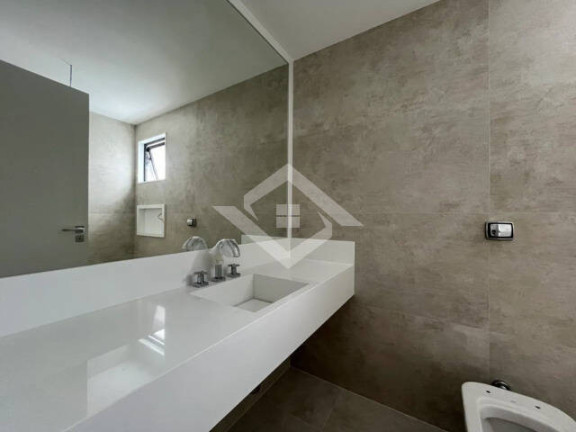 Imagem Casa com 4 Quartos à Venda, 400 m² em Barra Da Tijuca - Rio De Janeiro Imagem Casa com 4 Quartos à Venda, 400 m² em Barra Da Tijuca - Rio De Janeiro
