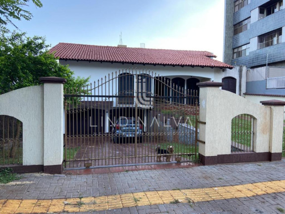 Imagem Casa com 5 Quartos à Venda, 320 m² em Centro - Foz Do Iguacu Imagem Casa com 5 Quartos à Venda, 320 m² em Centro - Foz Do Iguacu