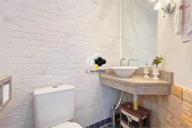 Imagem Casa com 3 Quartos à Venda, 395 m² em Espírito Santo - Porto Alegre Imagem Casa com 3 Quartos à Venda, 395 m² em Espírito Santo - Porto Alegre