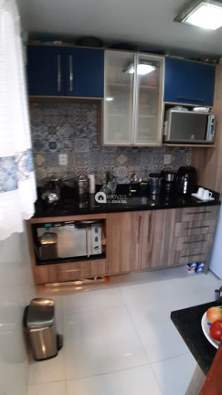 Apartamento com 2 Quartos à Venda, 61 m²