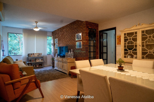 Imagem Imóvel com 3 Quartos à Venda, 101 m² em Humaitá - Rio De Janeiro Imagem Imóvel com 3 Quartos à Venda, 101 m² em Humaitá - Rio De Janeiro