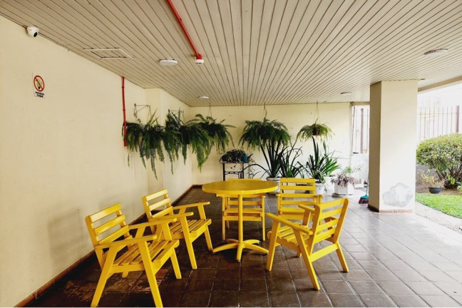 Imagem Imóvel com 2 Quartos à Venda, 71 m² em Higienópolis - Porto Alegre Imagem Imóvel com 2 Quartos à Venda, 71 m² em Higienópolis - Porto Alegre