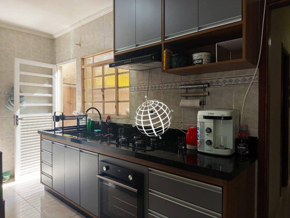 Imagem Casa com 2 Quartos à Venda, 136 m² em Jardim Alvinópolis - Atibaia Imagem Casa com 2 Quartos à Venda, 136 m² em Jardim Alvinópolis - Atibaia