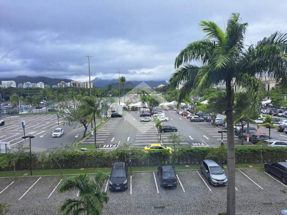 Imagem Galpão à Venda, 45 m² em Barra Da Tijuca - Rio De Janeiro Imagem Galpão à Venda, 45 m² em Barra Da Tijuca - Rio De Janeiro