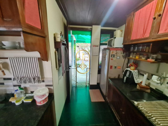 Imagem Casa com 4 Quartos à Venda, 250 m² em Pituaçu - Salvador Imagem Casa com 4 Quartos à Venda, 250 m² em Pituaçu - Salvador