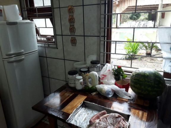 Imagem Chácara com 5 Quartos à Venda, 300 m² em Oliveira - Tijucas
