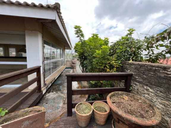 Imagem Casa com 4 Quartos à Venda, 630 m² em Parque Dos Príncipes - São Paulo Imagem Casa com 4 Quartos à Venda, 630 m² em Parque Dos Príncipes - São Paulo