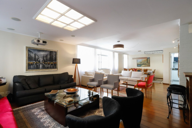 Imagem Apartamento com 3 Quartos à Venda, 197 m² em Santa Cecília - São Paulo