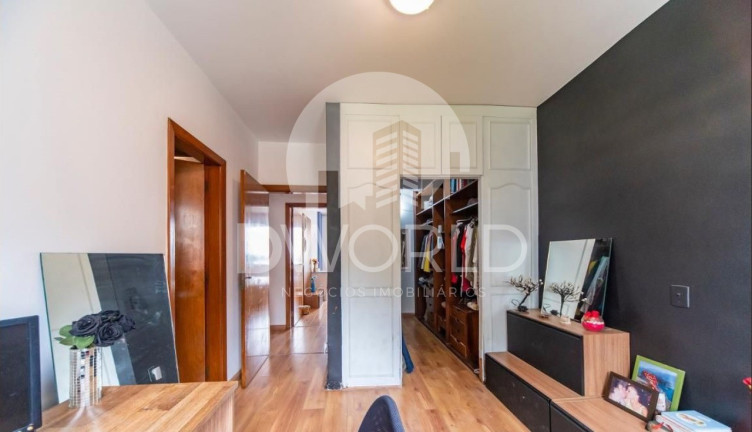 Imagem Imóvel com 4 Quartos à Venda, 180 m² em Vila Bastos - Santo André Imagem Imóvel com 4 Quartos à Venda, 180 m² em Vila Bastos - Santo André