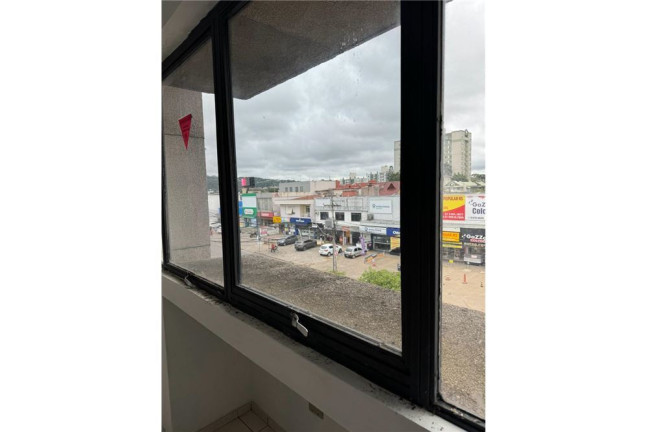 Sala Comercial à Venda,  em Tristeza - Porto Alegre