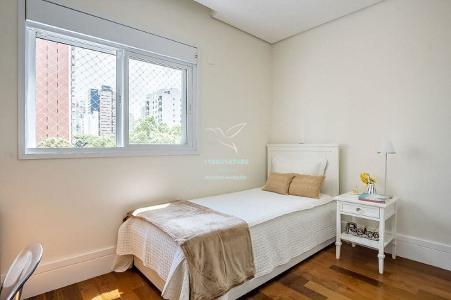 Imagem Apartamento com 4 Quartos à Venda, 215 m² em Moema - São Paulo