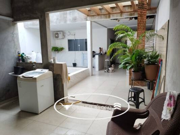 Imagem Casa com 2 Quartos à Venda, 180 m² em Centro - Barra Do Garças Imagem Casa com 2 Quartos à Venda, 180 m² em Centro - Barra Do Garças