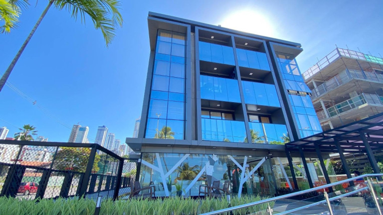 Apartamento com 2 Quartos para Alugar, 45 m² em Cabo Branco - João Pessoa