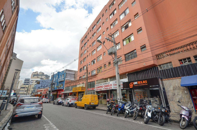 Imagem Kitnet com 1 Quarto à Venda, 21 m² em Centro - Curitiba Imagem Kitnet com 1 Quarto à Venda, 21 m² em Centro - Curitiba