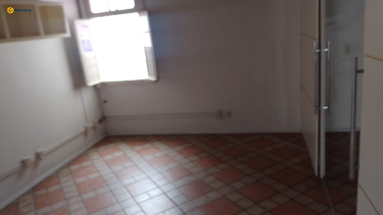 Imagem Casa com 4 Quartos à Venda, 120 m² em Centro - Florianópolis Imagem Casa com 4 Quartos à Venda, 120 m² em Centro - Florianópolis