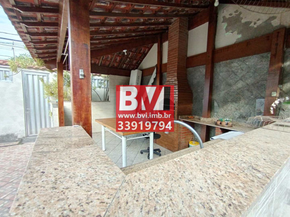 Imagem Casa com 2 Quartos à Venda, 90 m² em Vista Alegre - Rio De Janeiro