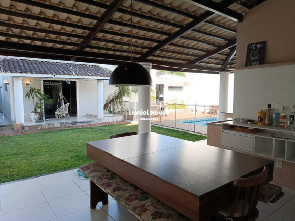 Imagem Casa de Condomínio com 4 Quartos à Venda, 251 m² em Buraquinho - Lauro De Freitas