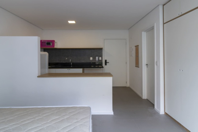 Imagem Kitnet com 1 Quarto à Venda, 27 m² em Higienópolis - São Paulo Imagem Kitnet com 1 Quarto à Venda, 27 m² em Higienópolis - São Paulo