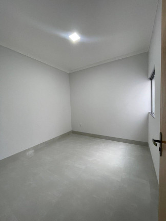 Imagem Casa com 3 Quartos à Venda, 200 m² em Residencial Campos Do Jordão - Anápolis Imagem Casa com 3 Quartos à Venda, 200 m² em Residencial Campos Do Jordão - Anápolis