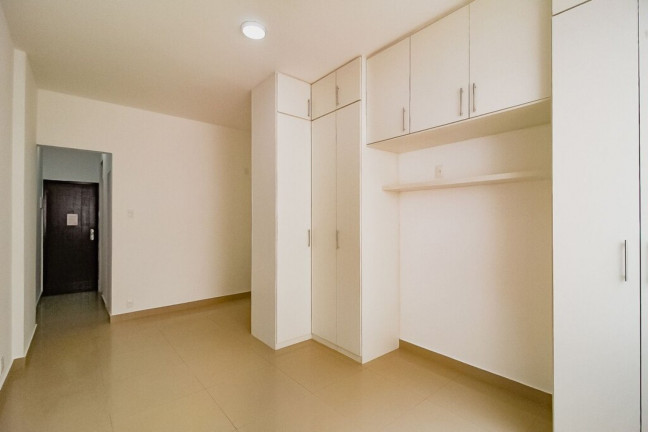Imagem Imóvel com 1 Quarto à Venda, 26 m² em Flamengo - Rio De Janeiro Imagem Imóvel com 1 Quarto à Venda, 26 m² em Flamengo - Rio De Janeiro