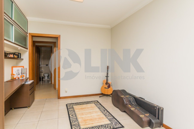 Imagem Apartamento com 2 Quartos à Venda, 95 m² em Menino Deus - Porto Alegre Imagem Apartamento com 2 Quartos à Venda, 95 m² em Menino Deus - Porto Alegre