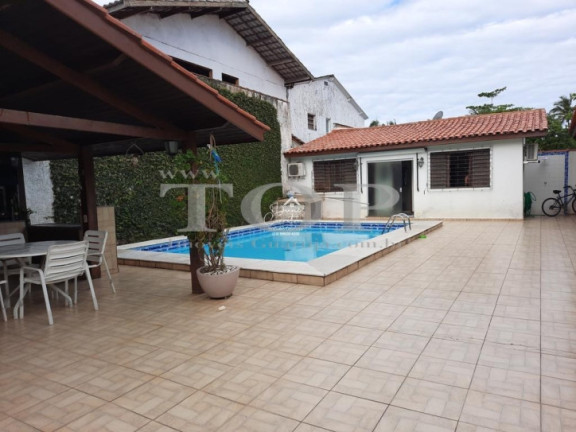 Imagem Casa com 5 Quartos à Venda, 500 m² em Enseada - Guarujá Imagem Casa com 5 Quartos à Venda, 500 m² em Enseada - Guarujá