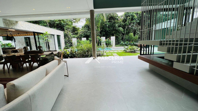 Imagem Casa com 8 Quartos à Venda, 800 m² em Riviera Módulo 12 - Bertioga Imagem Casa com 8 Quartos à Venda, 800 m² em Riviera Módulo 12 - Bertioga