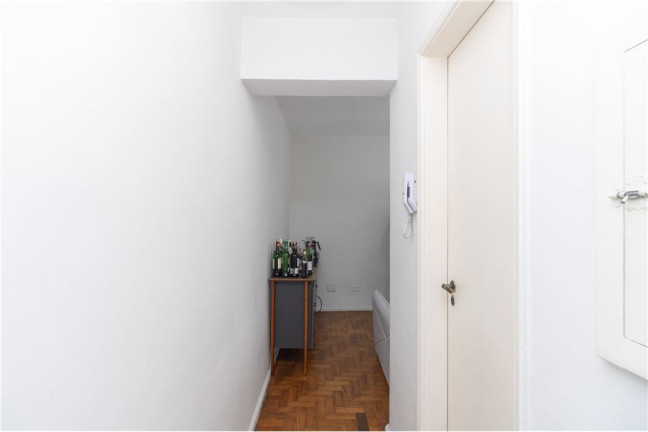 Imagem Imóvel com 1 Quarto à Venda, em Bela Vista - São Paulo Imagem Imóvel com 1 Quarto à Venda, em Bela Vista - São Paulo