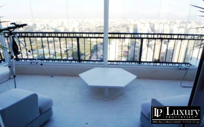 Imagem Cobertura com 3 Quartos à Venda, 699 m² em Vila Nova Conceição - São Paulo Imagem Cobertura com 3 Quartos à Venda, 699 m² em Vila Nova Conceição - São Paulo