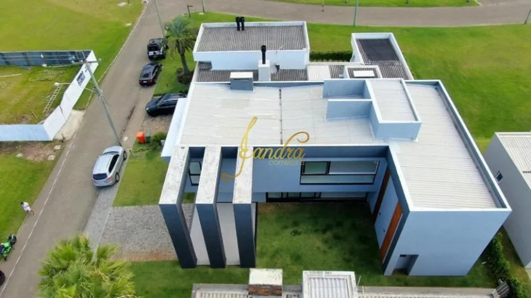 Imagem Casa de Condomínio com 5 Quartos à Venda, 310 m² em Zona Nova - Capão Da Canoa Imagem Casa de Condomínio com 5 Quartos à Venda, 310 m² em Zona Nova - Capão Da Canoa