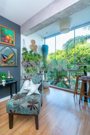 Imagem Imóvel com 3 Quartos à Venda, 222 m² em Jardim Botânico - Porto Alegre Imagem Imóvel com 3 Quartos à Venda, 222 m² em Jardim Botânico - Porto Alegre