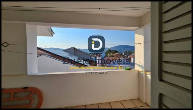 Imagem Casa com 4 Quartos à Venda, 284 m² em Camobi - Santa Maria