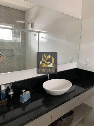 Imagem Casa com 4 Quartos à Venda, 370 m² em Lagoa Da Conceição - Florianópolis Imagem Casa com 4 Quartos à Venda, 370 m² em Lagoa Da Conceição - Florianópolis