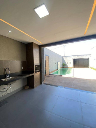 Imagem Casa com 3 Quartos à Venda, 163 m² em Parque Das Flores - Goiânia Imagem Casa com 3 Quartos à Venda, 163 m² em Parque Das Flores - Goiânia