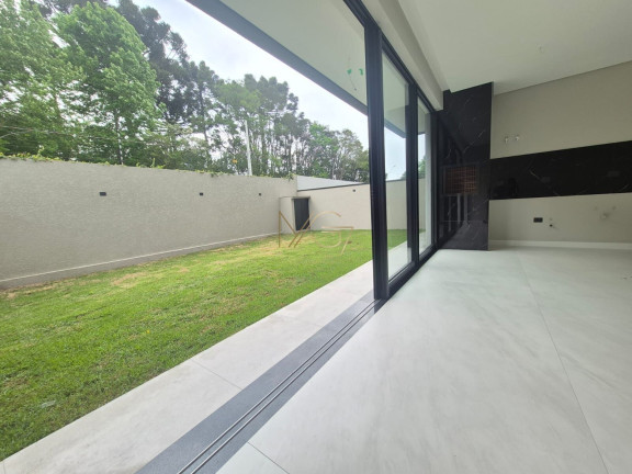 Imagem Sobrado com 3 Quartos à Venda, 252 m² em Aviação - São José Dos Pinhais Imagem Sobrado com 3 Quartos à Venda, 252 m² em Aviação - São José Dos Pinhais